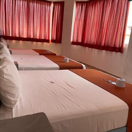 Hotel Albatros Пеньита-де-Хальтемба Экстерьер фото