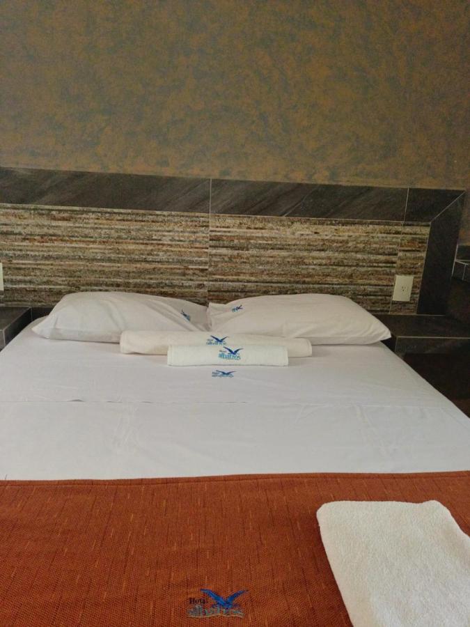 Hotel Albatros Пеньита-де-Хальтемба Экстерьер фото